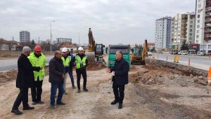 Başkan Büyükkılıç'tan raylı sistem hattında inceleme