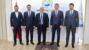 Başkan Çopuroğlu'ndan Yahyalı Belediyesi'ne ziyaret