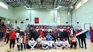 Develi Belediyespor geriden gelerek kazandı