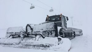Erciyes'te kar kalınlığı 50 santimi buldu