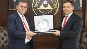 Esnaf Kefalet ve Kredi Kooperatifi Yönetiminden Rektör Çalış'a Teşekkür Ziyareti