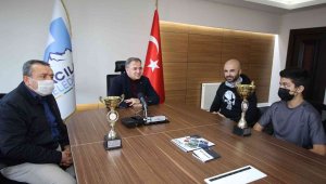 Hacılar, voleybolda il birincisi