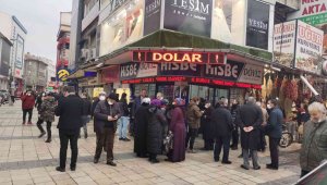 Kayseri'de döviz bürolarında yoğunluk