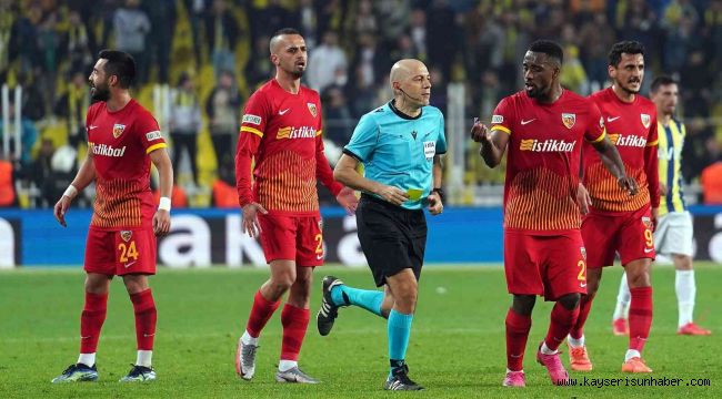 Kayserispor 3 kez kırmızı kart gördü