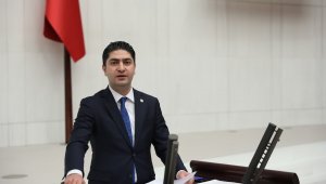 MHP'li Özdemir: "Yunanistan'ın kıta sahanlığı sınırını 12 mile çıkarması Türkiye açısından millî güvenlik meselesidir"