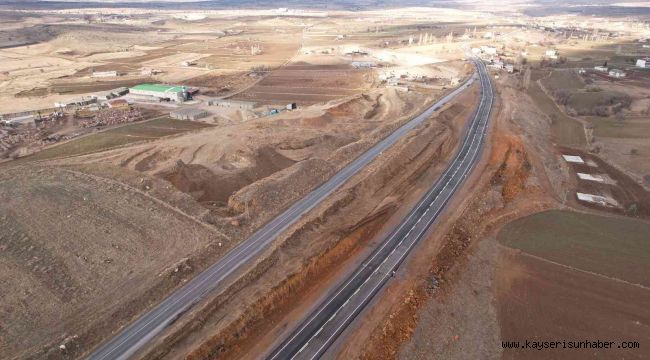 Talas'ta yollar bakımlı, güvenli ve konforlu