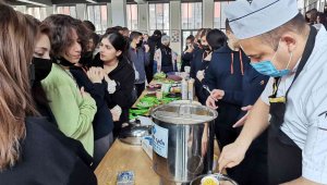 Tekden öğrencilerinden kardeş okul için hayır panayırı