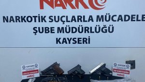 Uyuşturucu taciri 2 şahıs operasyonla yakalandı