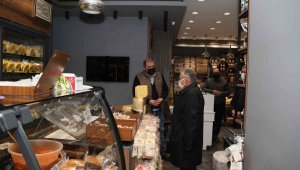 Başkan Büyükkılıç'tan esnaf ziyaretleri