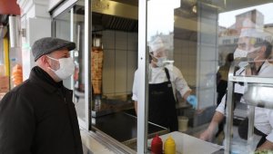 Başkan Çolakbayrakdar, "2021 yılında 506 iş yeri açıldı ve 32 bin 652 denetim gerçekleştirildi"