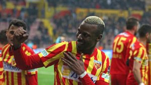 Berna Gözbaşı: "Senegal'in elenmesini bekliyoruz"