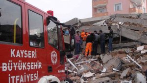 Büyükşehir itfaiyesi 2021'de 7 bin 230 olaya müdahale etti