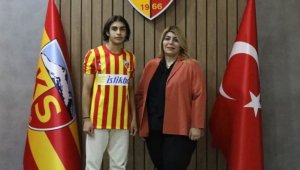 Hayrullah Erkip imzayı attı