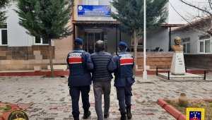 Jandarma ekiplerinin 2021'de işlem yaptığı 2 bin 985 kişiden 190'u tutuklandı