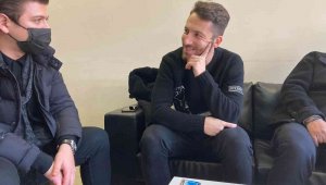 Kayserispor'un yeni transferi Bertolacci: "Gollerimi Kayserispor için atacağım"