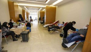 Talas çalışanları kan verdi