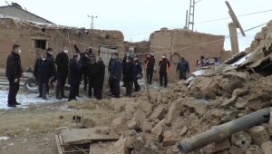 Vali Günaydın: "Riskli binalara gereken işlemler yapılacak"