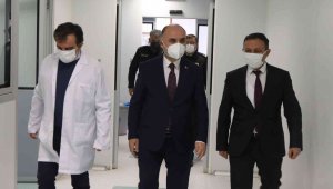 Vali Günaydın'dan ERÜ Aşı Araştırma ve Geliştirme Uygulama Merkezi'ne ziyaret