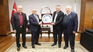 Develili muhtarlardan Başkan Büyükkılıç'a teşekkür ziyareti