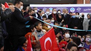 İldem Akıl Küpü Kütüphanesi ve Eski Çınarlar Yaşam Merkezi açıldı