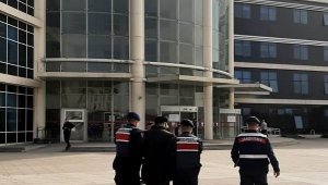 Kablo hırsızı yakalandı