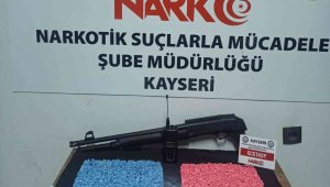 Kayseri'de uyuşturucu operasyonu: 2 gözaltı
