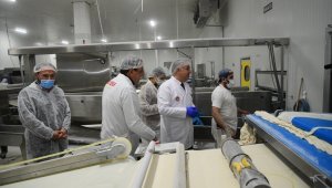 Şahin'den 70 ülkeye ihracat yapan firmaya ziyaret