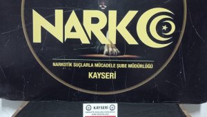 Uyuşturucuyu kente sokamadan yakalandılar