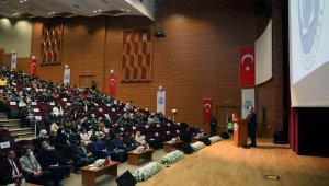 Başkan Yalçın KAYÜ Kariyer Günleri'nde