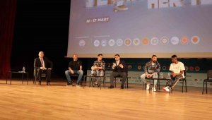 Beşerler: "Gol attıktan sonra takımı ileride tutmak istiyoruz ancak oyuncular psikolojik olarak geri çekiliyor"