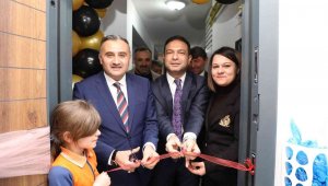 Develi'de 8 Mart Dünya Kadınlar Günü'nde güzellik merkezi açılışı yapıldı