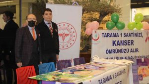 Kalın Bağırsak Kanseri Bilgilendirme Standı açıldı