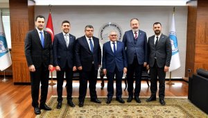 Kayseri OSB Başkanı İmamoğlu'ndan Başkan Büyükkılıç'a ziyaret
