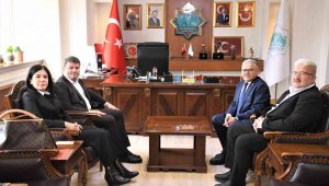 Başkan Büyükkılıç'tan komşu illere ziyaret