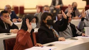 Başkan Çolakbayrakdar: "Daha iyi hizmet etmek için çalışıyoruz"