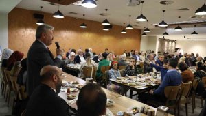 Başkan Palancıoğlu, meclis üyeleri ve aileleri ile iftar yaptı