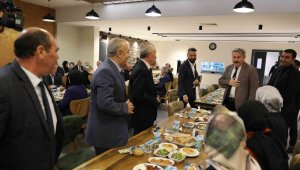 Başkan Palancıoğlu ve Kaymakam Bülent Karacan muhtarlarla bir araya geldi