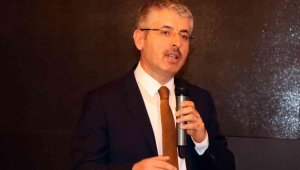 Çopuroğlu: "Vekillerimiz hür iradesiyle çıkıp istediğini söyleyebilir"