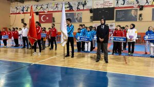 Kayseri Analig Karate takımları yarı finale yükseldi