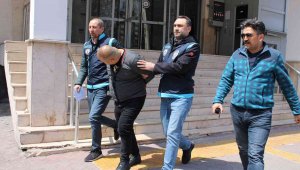 Kayseri'de sahte plaka imalathanesine operasyon