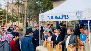 Talas'ta "Biz Pişirelim Siz Ulaştırın" uygulaması devam ediyor