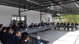 Başkan Büyükkılıç, uzman hekimlerle Koramaz Vadisi'nde buluştu