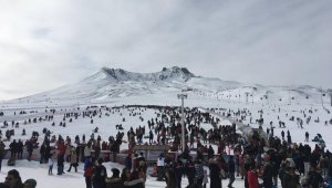 Erciyes'te bereketli sezon: 2 milyon ziyaretçi