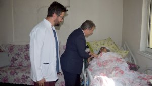 İhtiyaç sahibi hastalara motorlu hasta yatağı ulaştırılıyor