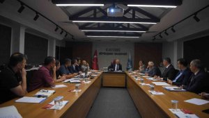 'Erciyes Zirvesi' toplandı