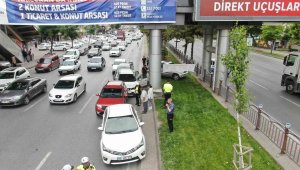 Kayseri'de 9 araç birbirine girdi: 1 yaralı