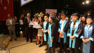 Osman Zeki Yücesan Ortaokulu'ndan yılsonu etkinliği
