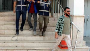 Polisten kaçmak için evine kazdığı tünelde yakalandı