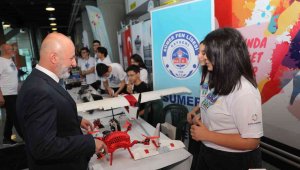 Sınır tanımayan teknoloji festivali 'Kocafest'te gençlerin hayalleri gerçekleşiyor
