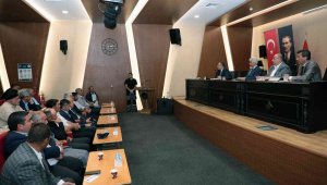 Talas kırsalındaki muhtarlarla altyapı toplantısı